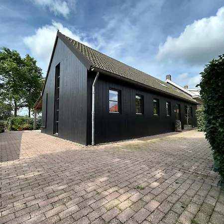 Heikant Hoeve Met Jacuzzi アパート *