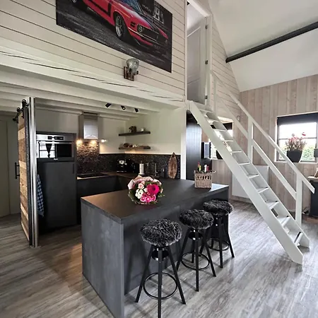 Heikant Hoeve Met Jacuzzi Apartamento