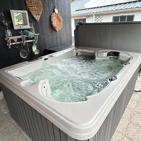 Heikant Hoeve Met Jacuzzi *