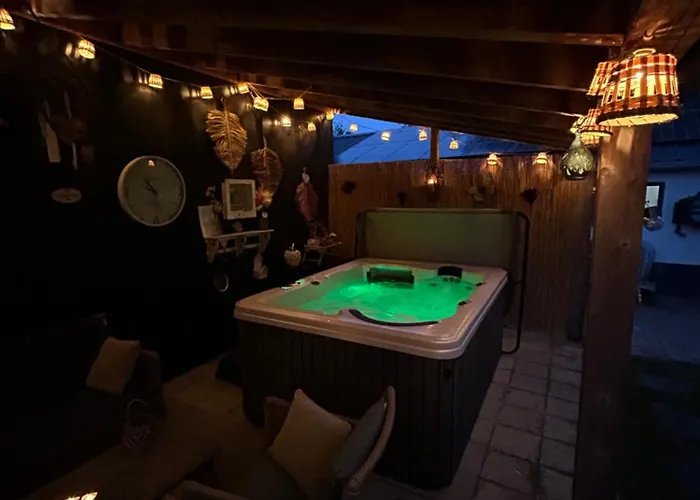 Heikant Hoeve Met Jacuzzi Apartman *