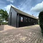 Heikant Hoeve Met Jacuzzi דירה *